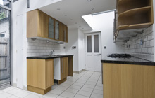 Brede kitchen extension leads
